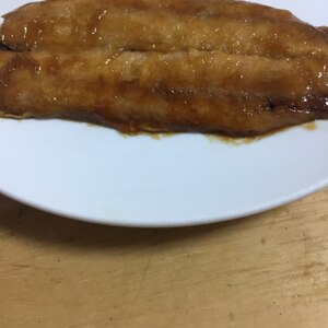 甘くて美味しい♪秋刀魚の蒲焼